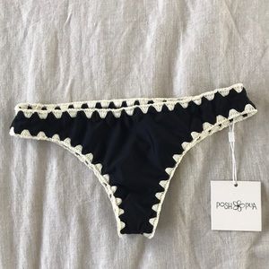 Posh Pua Makai bottoms in black, size S
